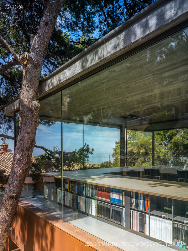 Casa en el monte. Rafael de Lacour. Spain. Fotografía de Jesús Granada.