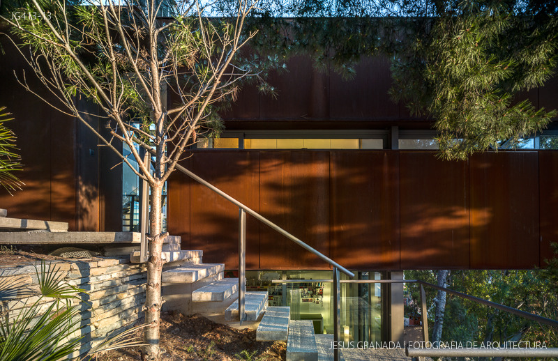 Casa en el monte. Rafael de Lacour. Spain. Fotografía de Jesús Granada.
