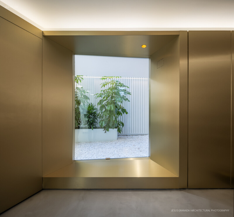 Golden Dental Clinic