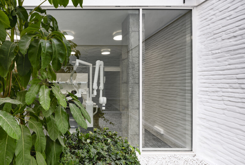 Golden Dental Clinic