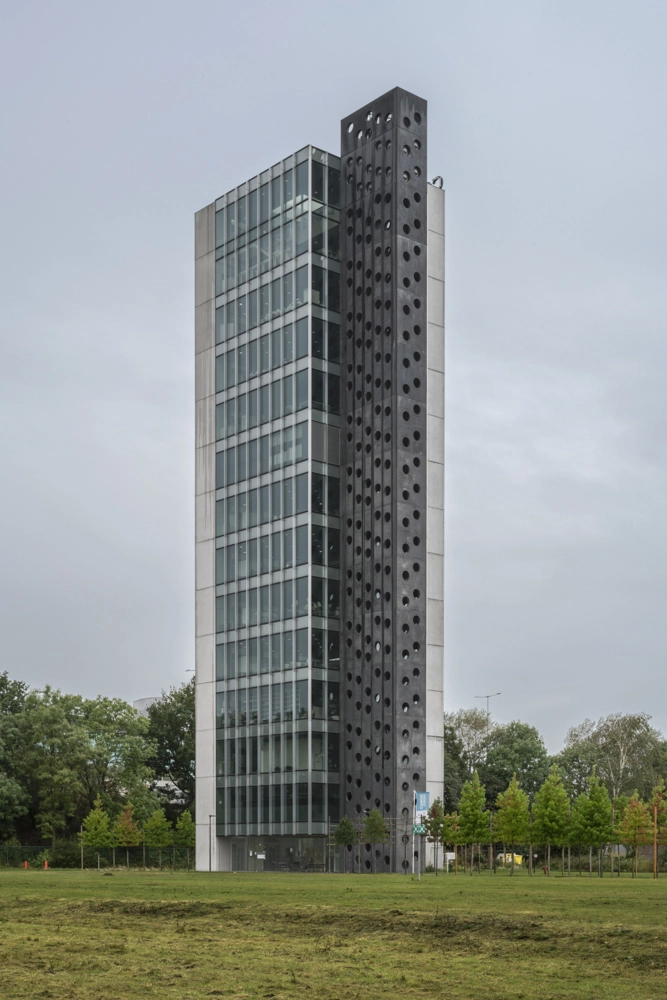 Tower Kitchen en Brussels, Belgium | Xavieer de Geyter,  architect