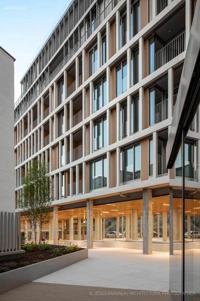 Dwellings Irún street in Madrid, Spain | Olalquiaga architects