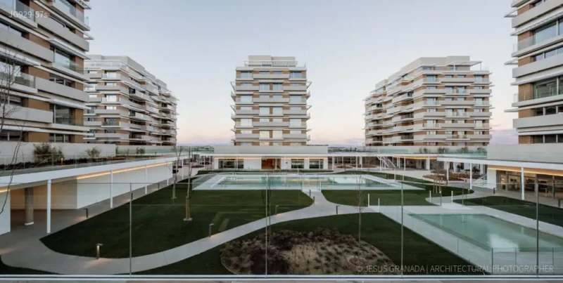 Dwellings in Valdebebas (Madrid), Spain | Aranguren y Gallegos architects