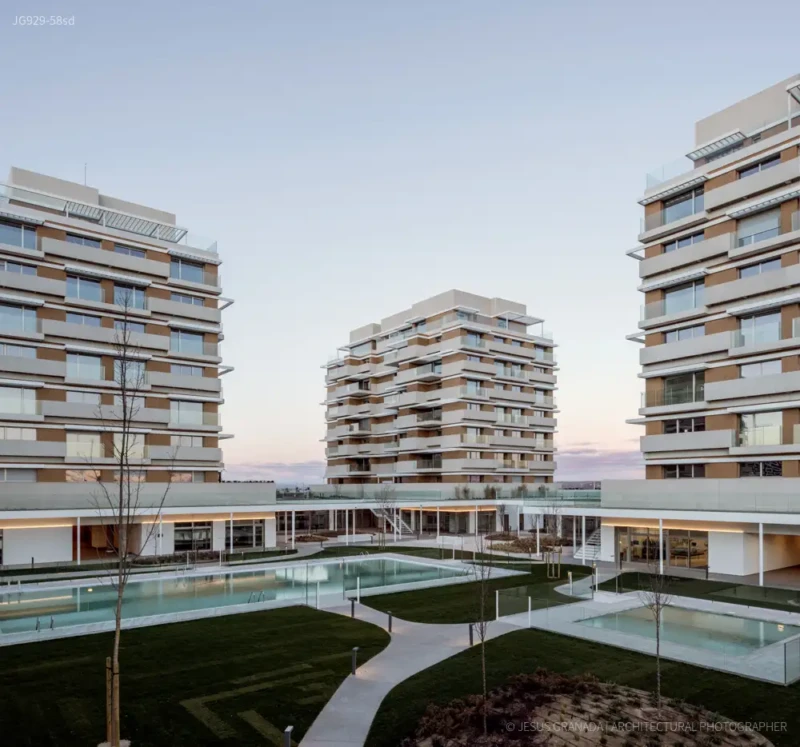 Dwellings in Valdebebas (Madrid), Spain | Aranguren y Gallegos architects