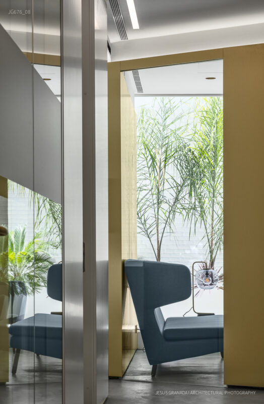 Golden Dental Clinic