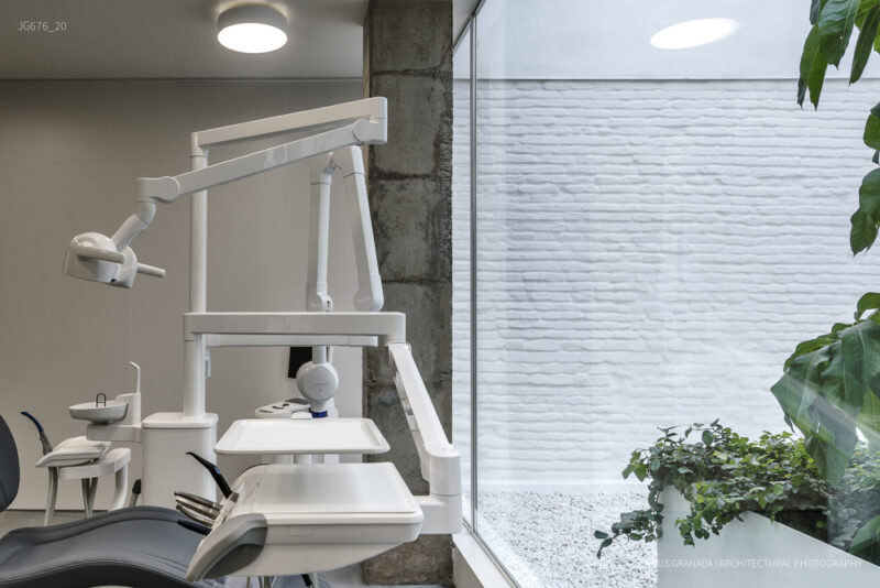 Golden Dental Clinic