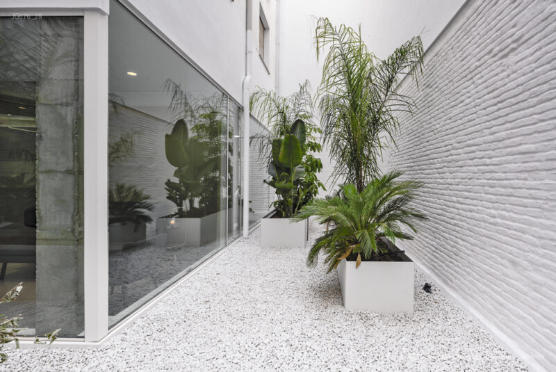 Golden Dental Clinic