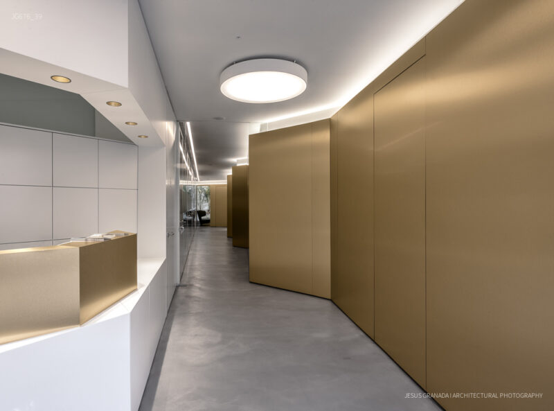 Golden Dental Clinic