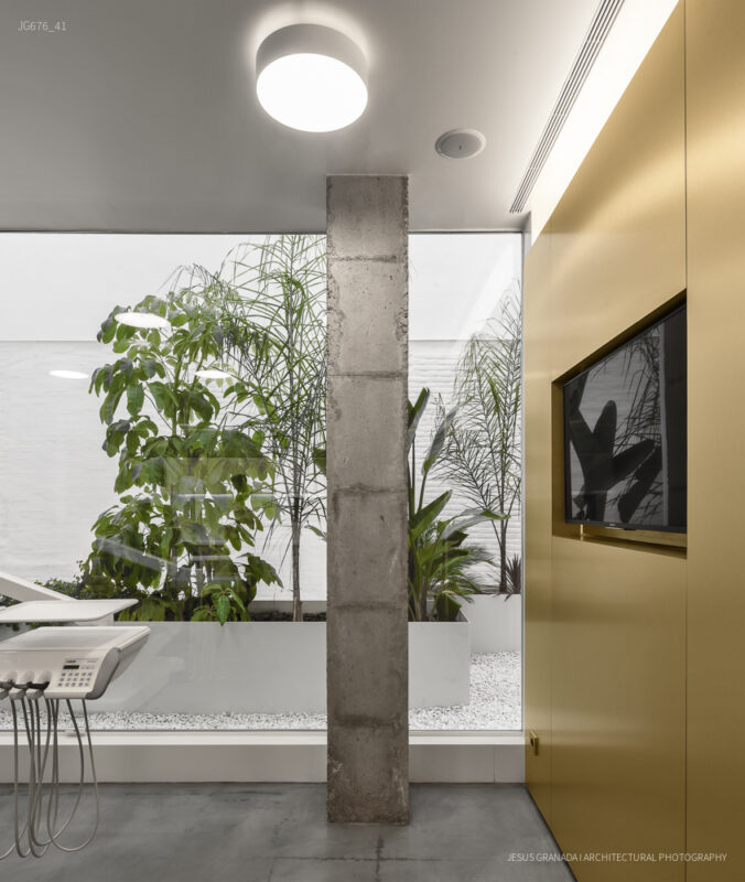 Golden Dental Clinic