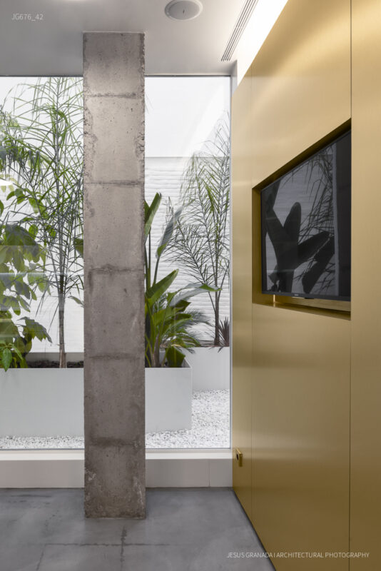 Golden Dental Clinic