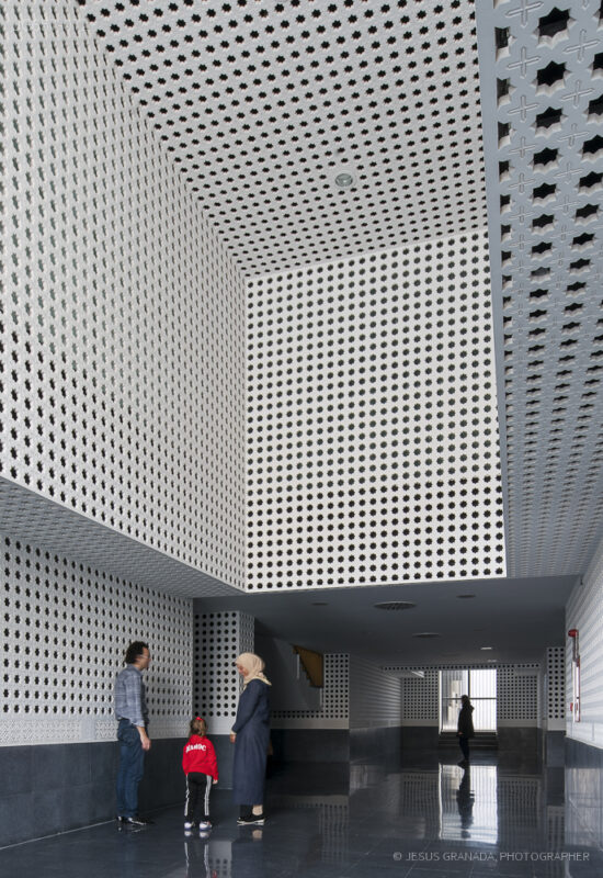 Old Market restoration for conservatory and language school in Melilla