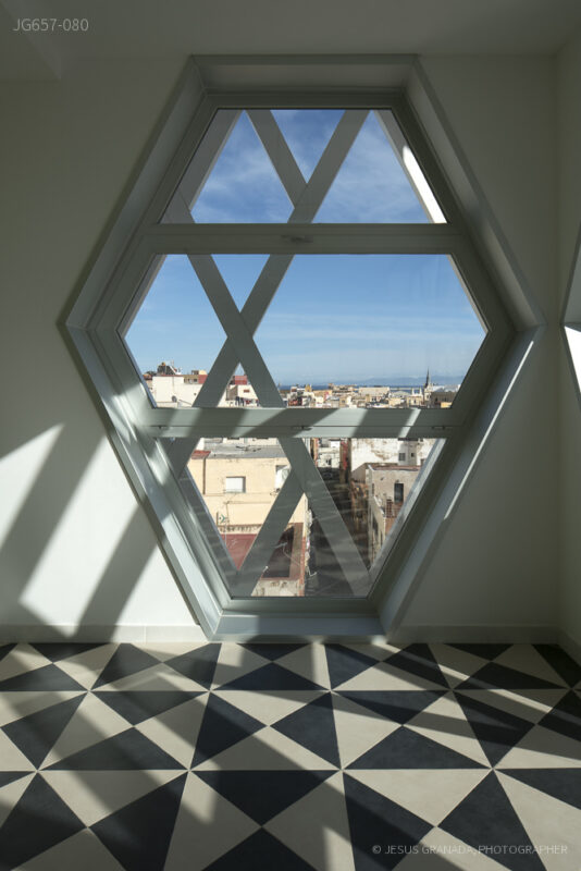 Old Market restoration for conservatory and language school in Melilla