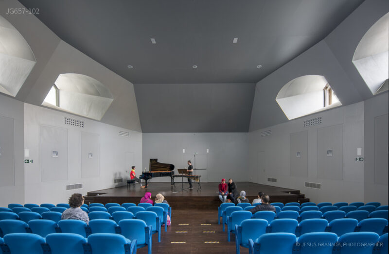 Old Market restoration for conservatory and language school in Melilla