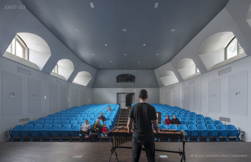 Old Market restoration for conservatory and language school in Melilla