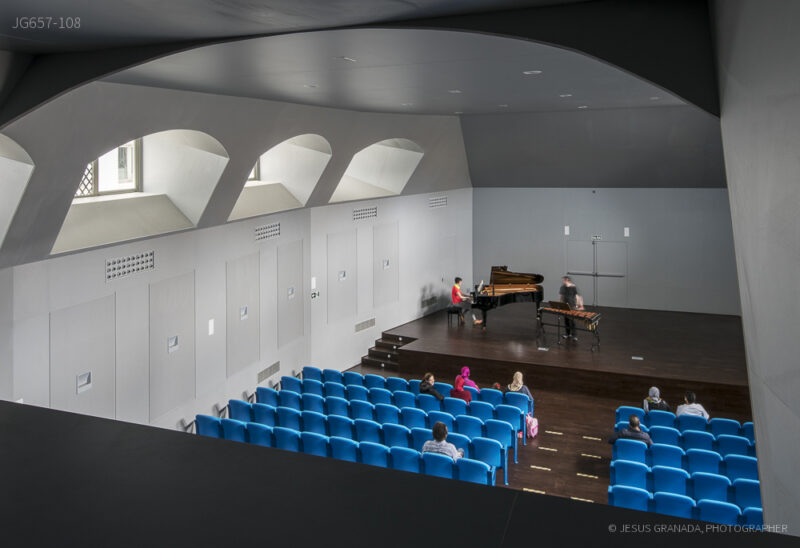 Old Market restoration for conservatory and language school in Melilla