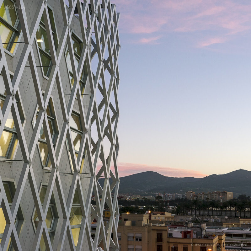 Old Market restoration for conservatory and language school in Melilla