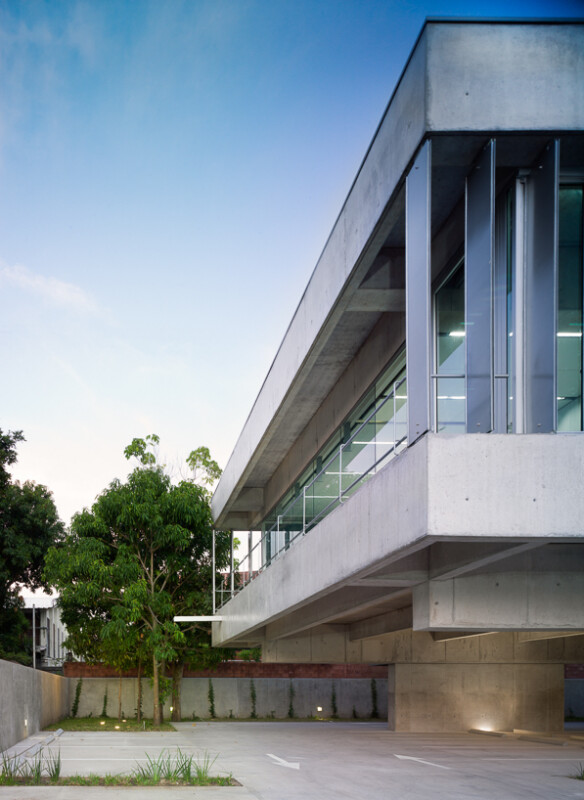 SEDE_GRUPO_PUMA_SALVADOR_RUIZ_PARDO_NEBREDA_53_JG539_93-1