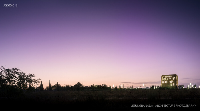Vegas Altas Congress and Exhibition Center, Villanueva de la Serena (Spain). Pancorbo, De Villar, Chacón, Martín. Photograph by Jesús Granada.
