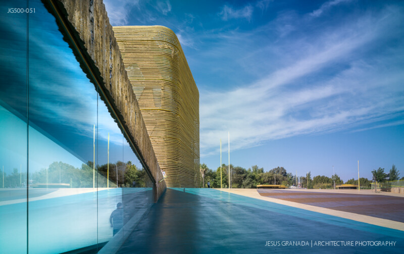 Vegas Altas Congress and Exhibition Center, Villanueva de la Serena (Spain). Pancorbo, De Villar, Chacón, Martín. Photograph by Jesús Granada.