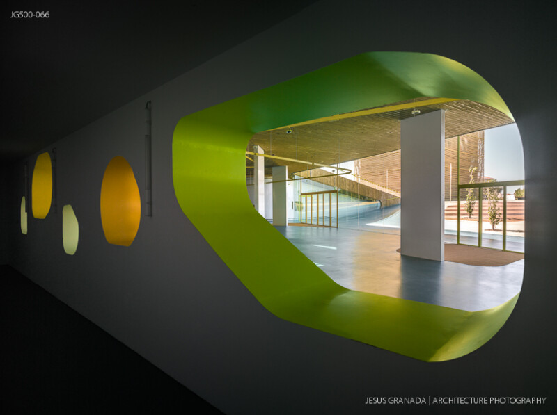 Vegas Altas Congress and Exhibition Center, Villanueva de la Serena (Spain). Pancorbo, De Villar, Chacón, Martín. Photograph by Jesús Granada.