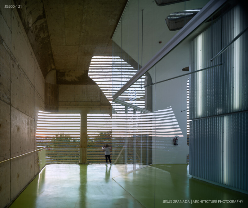 Vegas Altas Congress and Exhibition Center, Villanueva de la Serena (Spain). Pancorbo, De Villar, Chacón, Martín. Photograph by Jesús Granada.