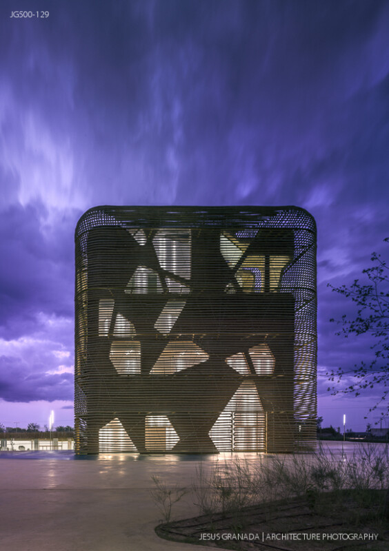 Vegas Altas Congress and Exhibition Center, Villanueva de la Serena (Spain). Pancorbo, De Villar, Chacón, Martín. Photograph by Jesús Granada.