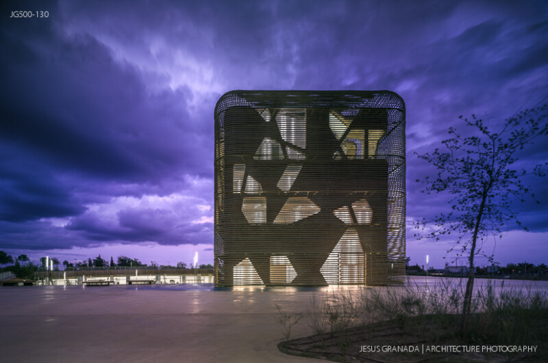 Vegas Altas Congress and Exhibition Center, Villanueva de la Serena (Spain). Pancorbo, De Villar, Chacón, Martín. Photograph by Jesús Granada.