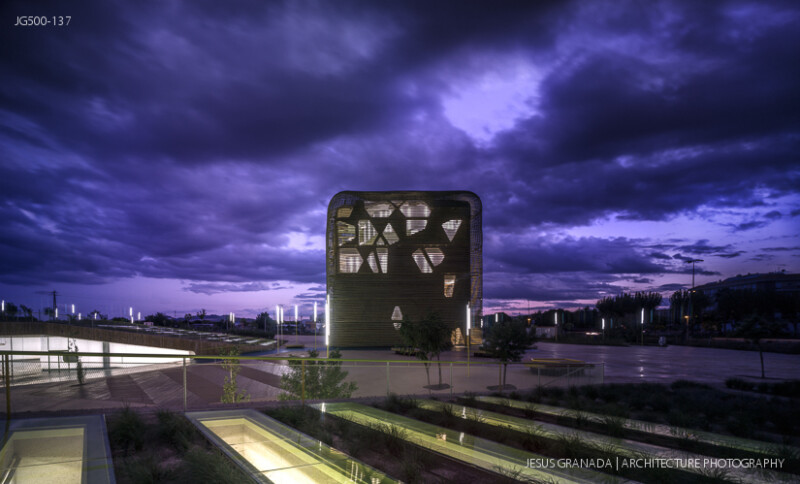 Vegas Altas Congress and Exhibition Center, Villanueva de la Serena (Spain). Pancorbo, De Villar, Chacón, Martín. Photograph by Jesús Granada.