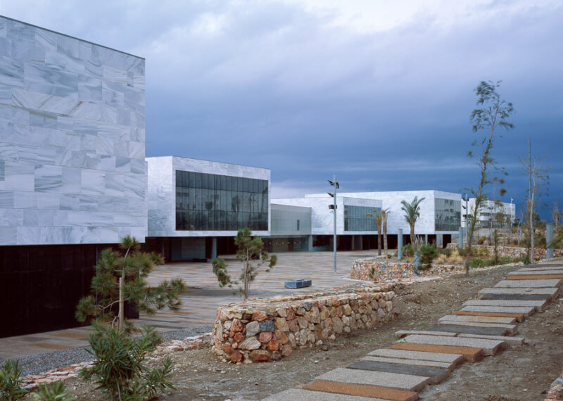 Edificio Polivalente en Almería