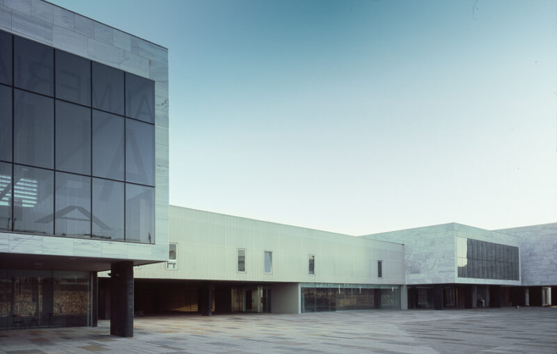 Edificio Polivalente en Almería