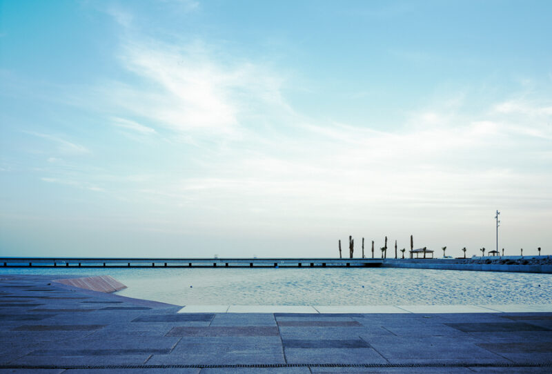 Plaza del Mar en el Toyo (Almería)