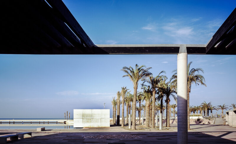 Plaza del Mar en el Toyo (Almería)