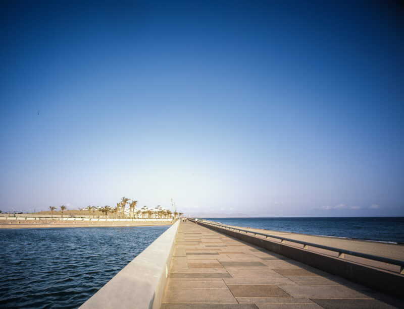 Plaza del Mar en el Toyo (Almería)