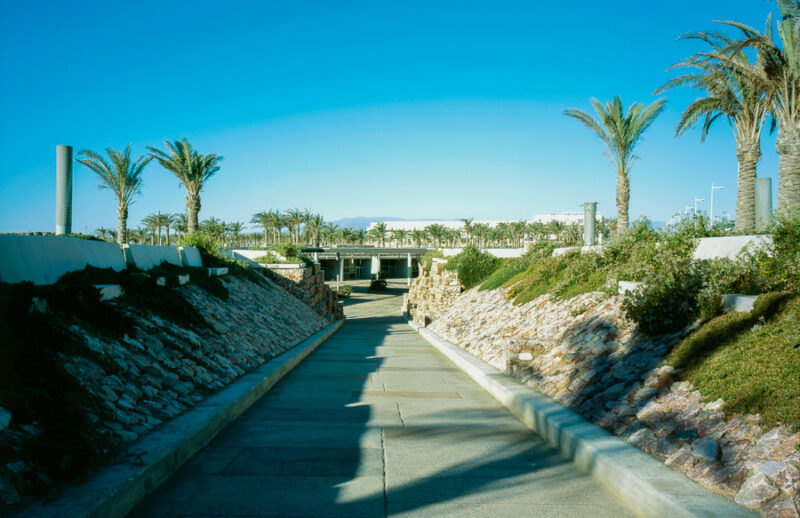 Plaza del Mar en el Toyo (Almería)