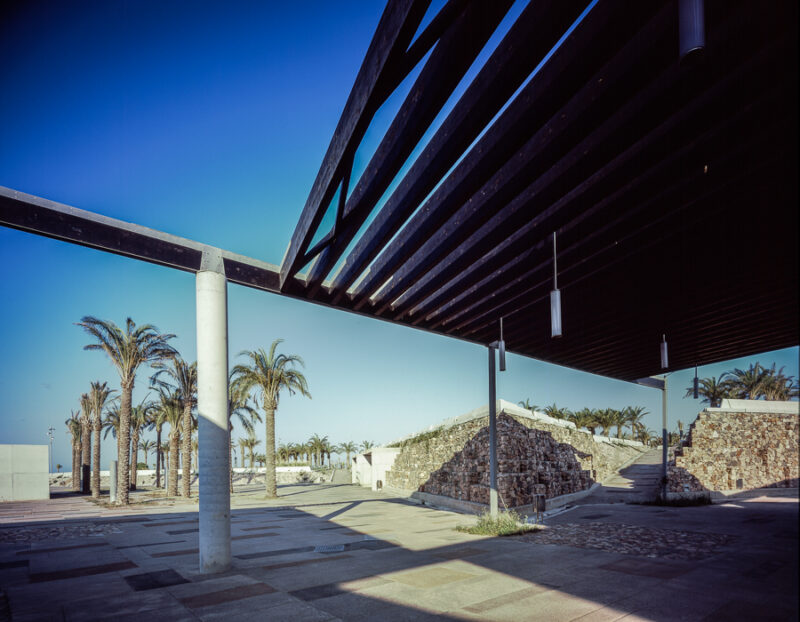 Plaza del Mar en el Toyo (Almería)