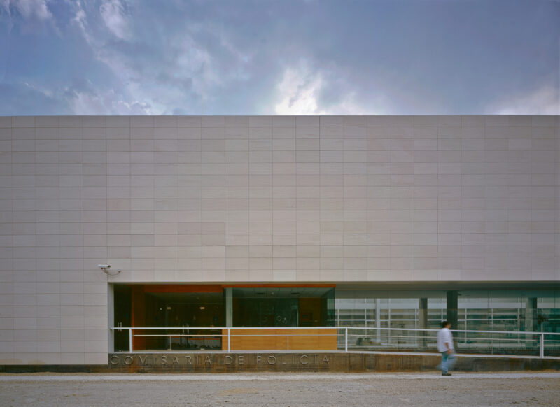 Fernando-Carrascal-J_M_-Ferna_ndez-de-la-Puente-arquitectos-_-Sevilla-Spain-_-2005-2.jpg Fernando Carrascal J M Ferna ndez de la Puente arquitectos Sevilla Spain 2005 2