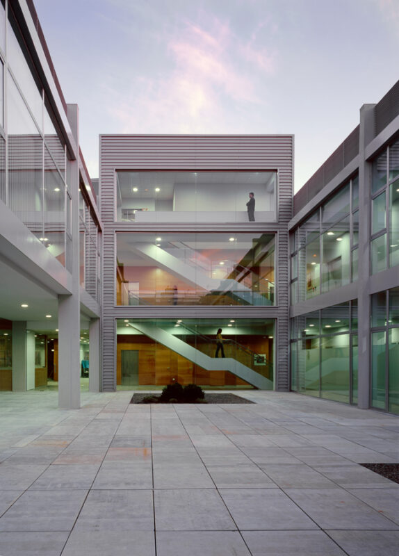 Fernando-Carrascal-J_M_-Ferna_ndez-de-la-Puente-arquitectos-_-Sevilla-Spain-_-2005-28.jpg Fernando Carrascal J M Ferna ndez de la Puente arquitectos Sevilla Spain 2005 28