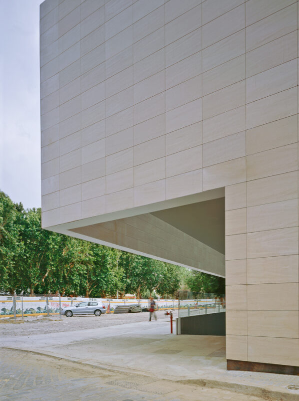 Fernando-Carrascal-J_M_-Ferna_ndez-de-la-Puente-arquitectos-_-Sevilla-Spain-_-2005-8.jpg Fernando Carrascal J M Ferna ndez de la Puente arquitectos Sevilla Spain 2005 8