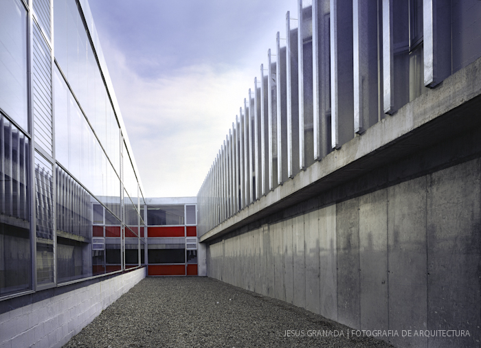 ARQUITECTOS EN MAYUSCULA