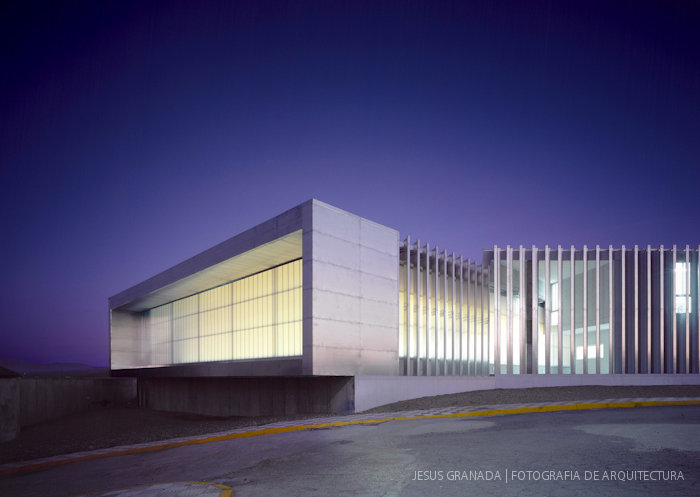 ARQUITECTOS EN MAYUSCULA