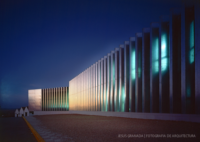 ARQUITECTOS EN MAYUSCULA