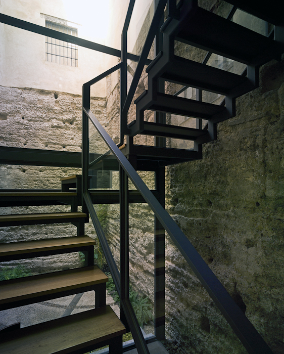 ARQUITECTOS EN MAYUSCULA