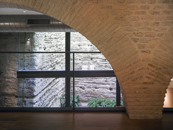 ARQUITECTOS EN MAYUSCULA