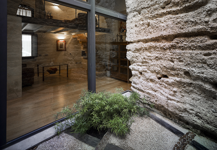 ARQUITECTOS EN MAYUSCULA