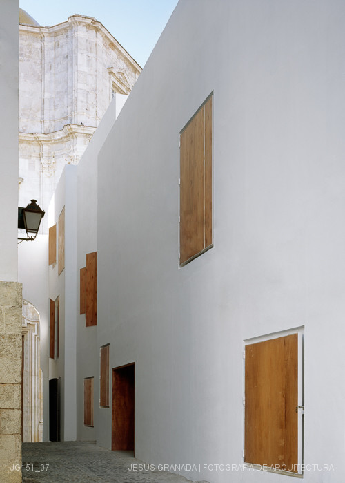 Rehabilitación de viviendas para realojo en Cádiz , Casa del Plátano