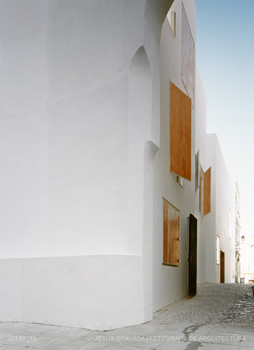 Rehabilitación de viviendas para realojo en Cádiz , Casa del Plátano