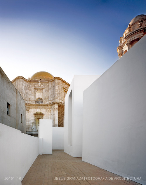 Rehabilitación de viviendas para realojo en Cádiz , Casa del Plátano