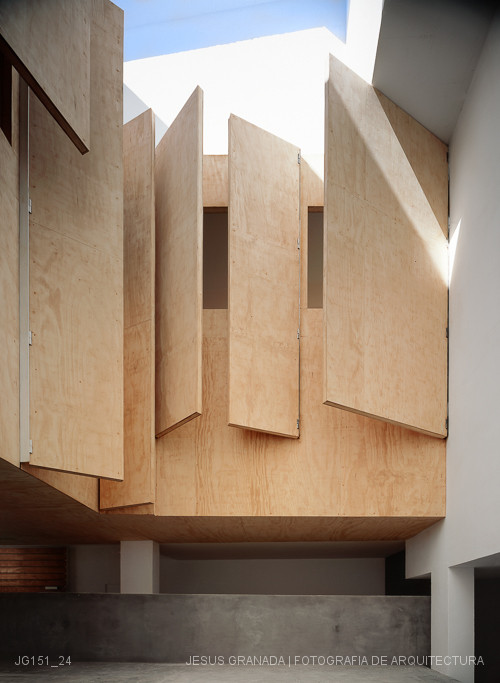 Rehabilitación de viviendas para realojo en Cádiz , Casa del Plátano