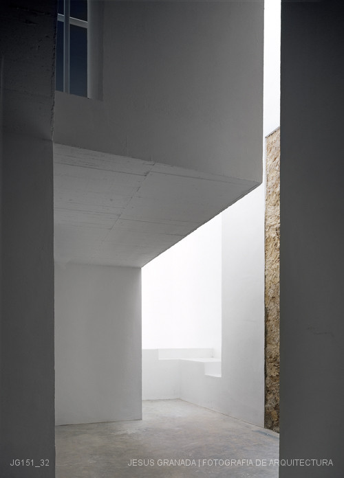 Rehabilitación de viviendas para realojo en Cádiz , Casa del Plátano