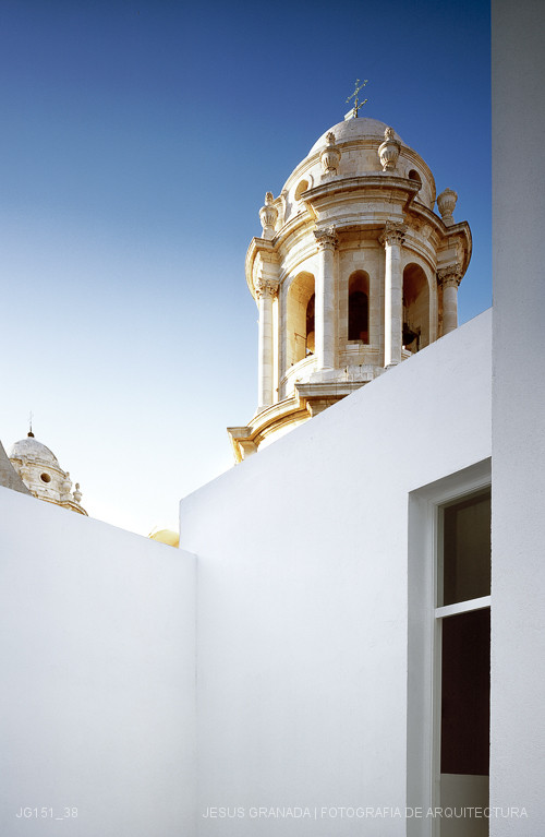 Rehabilitación de viviendas para realojo en Cádiz , Casa del Plátano
